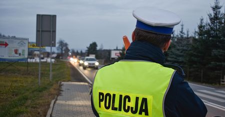 Konflikt przewoźników w Zakopanem. Groźby, przebijanie opon i wybijanie szyb