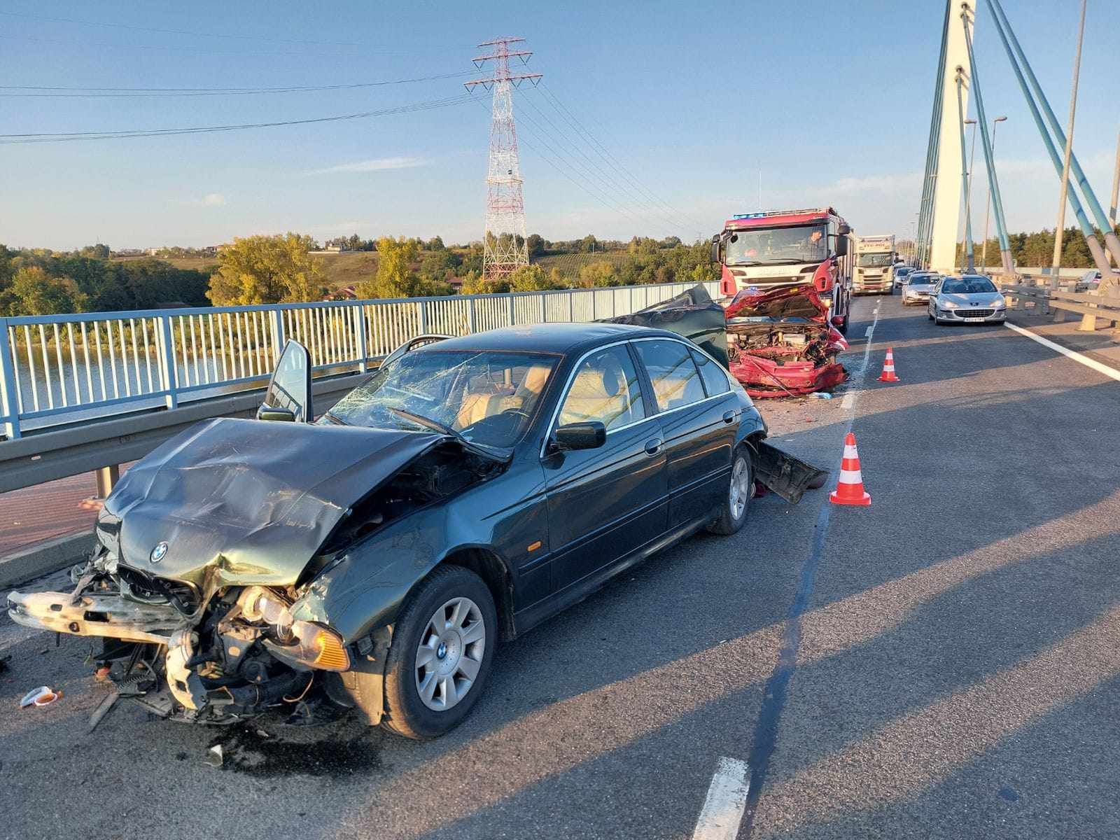Zderzenie trzech pojazdów na Moście Solidarności
