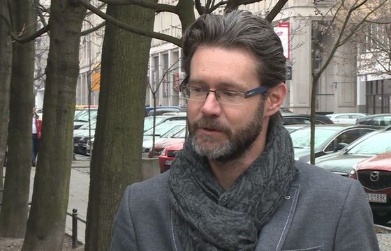 Bartosz Dobrzyński: Internet LTE i oferta abonamentowa napędzają rynek komórek