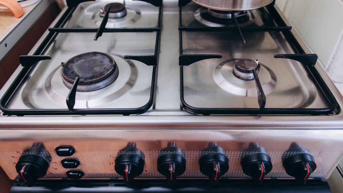 Zalane kuchenki gazowe musza zostać sprawdzone 