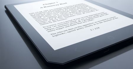 Do Polski dotarły nowe czytniki e-booków, w tym jeden 8-calowy