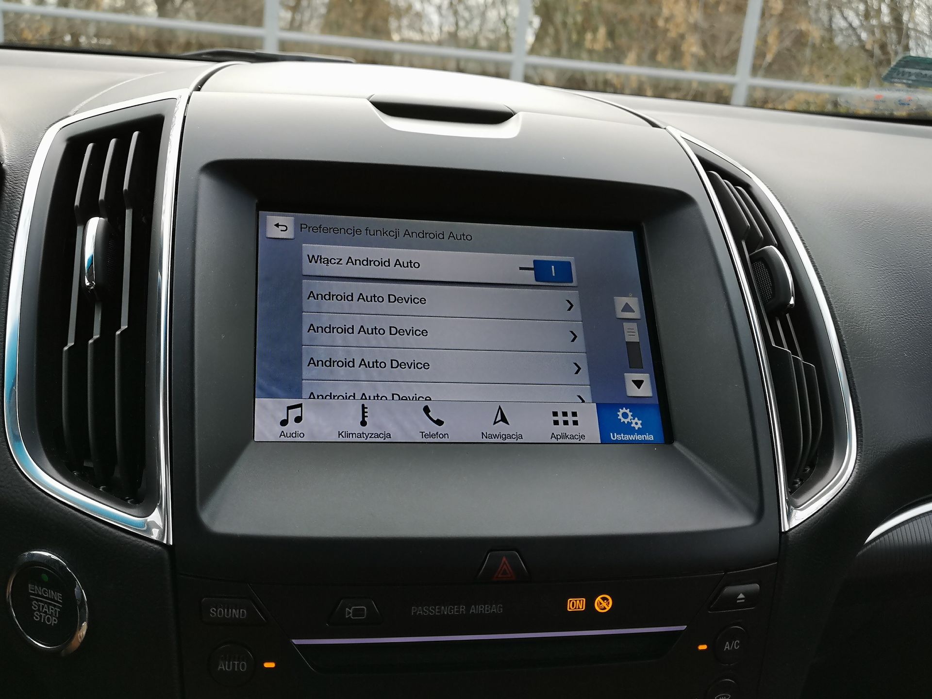 Ford Edge: audio B&O PLAY, wspomaganie parkowania i system Ford SYNC 3 11