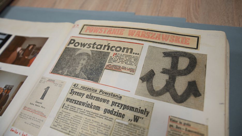 pokaz archiwali�w z zasobu Archiwum Akt Nowych
Warszawa, 31.07.2025. Obchody 81. rocznicy wybuchu Powstania Warszawskiego. Pokaz archiwali�w z zasobu Archiwum Akt Nowych z okazji 81. rocznicy rozpocz�cia Powstania Warszawskiego, 31 bm. w siedzibie AAN w Warszawie. (ad) PAP/Marcin Obara
Marcin Obara
81 81., archiwalia, pokaz, Powstanie Warszawskie, rocznica