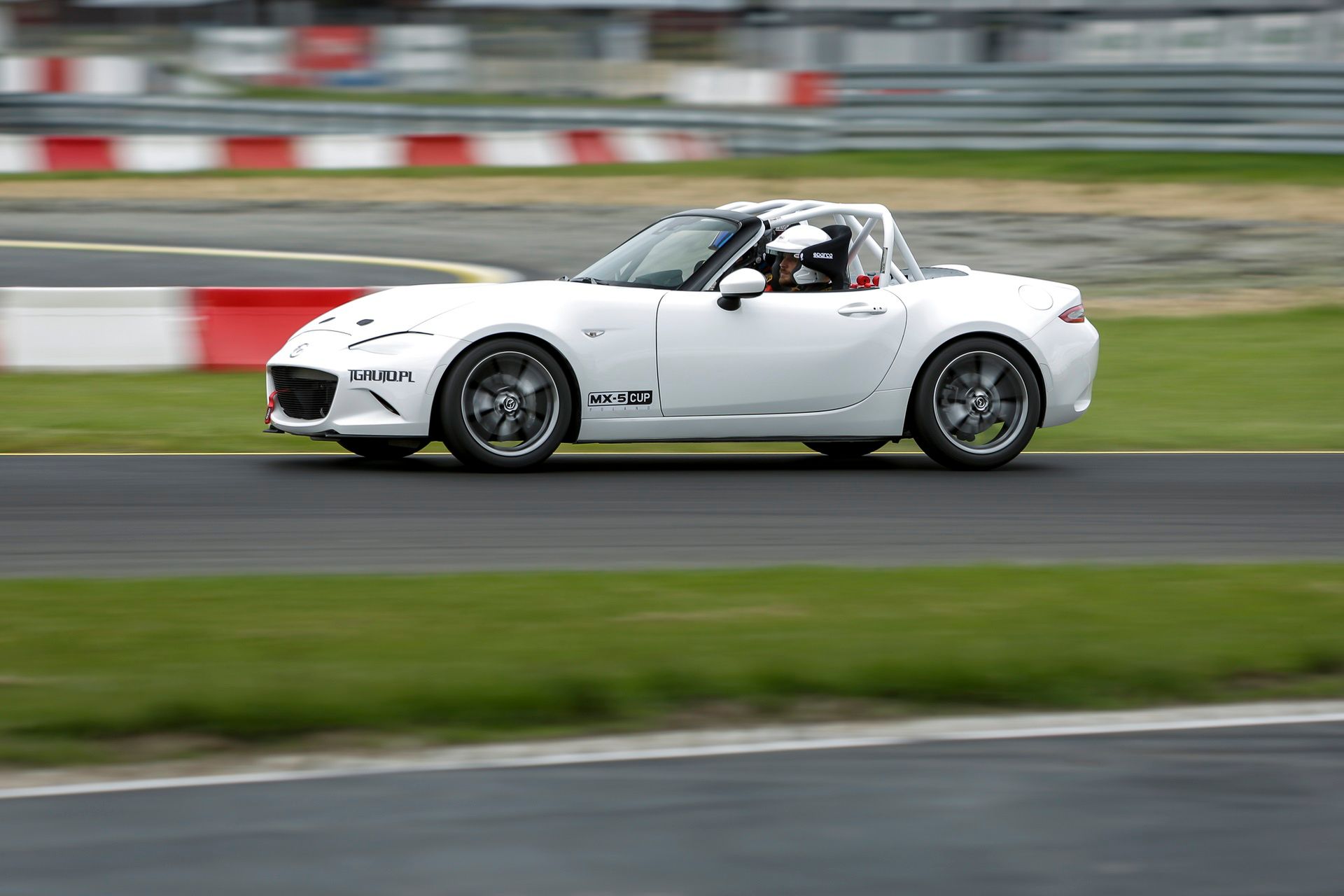 Mazda MX-5 Cup