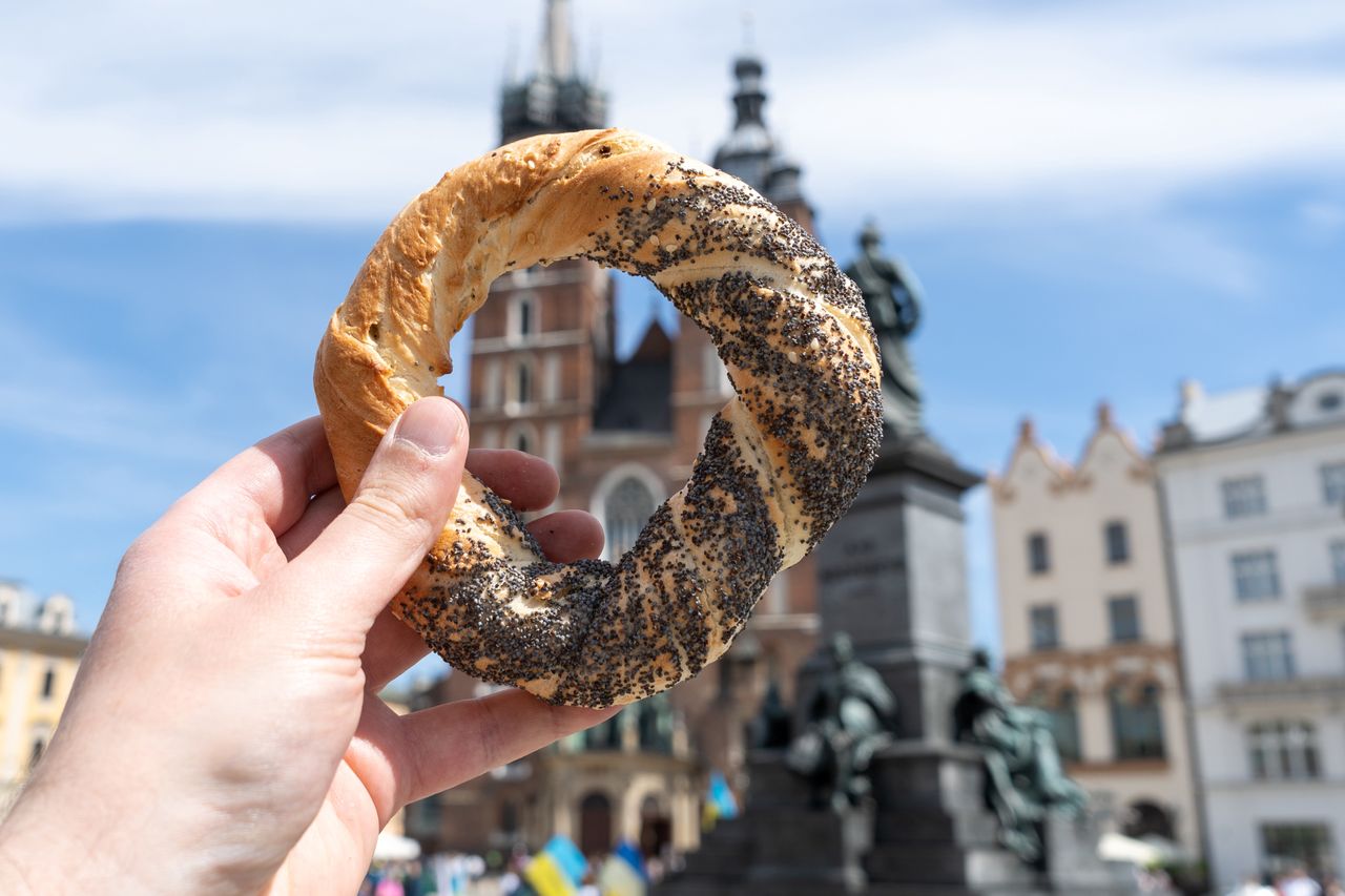 Obwarzanek to jeden z kulinarnych symboli Krakowa