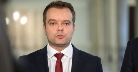 To już desperacja? Rzecznik PiS twierdzi, że premier "ma sygnały" z PSL