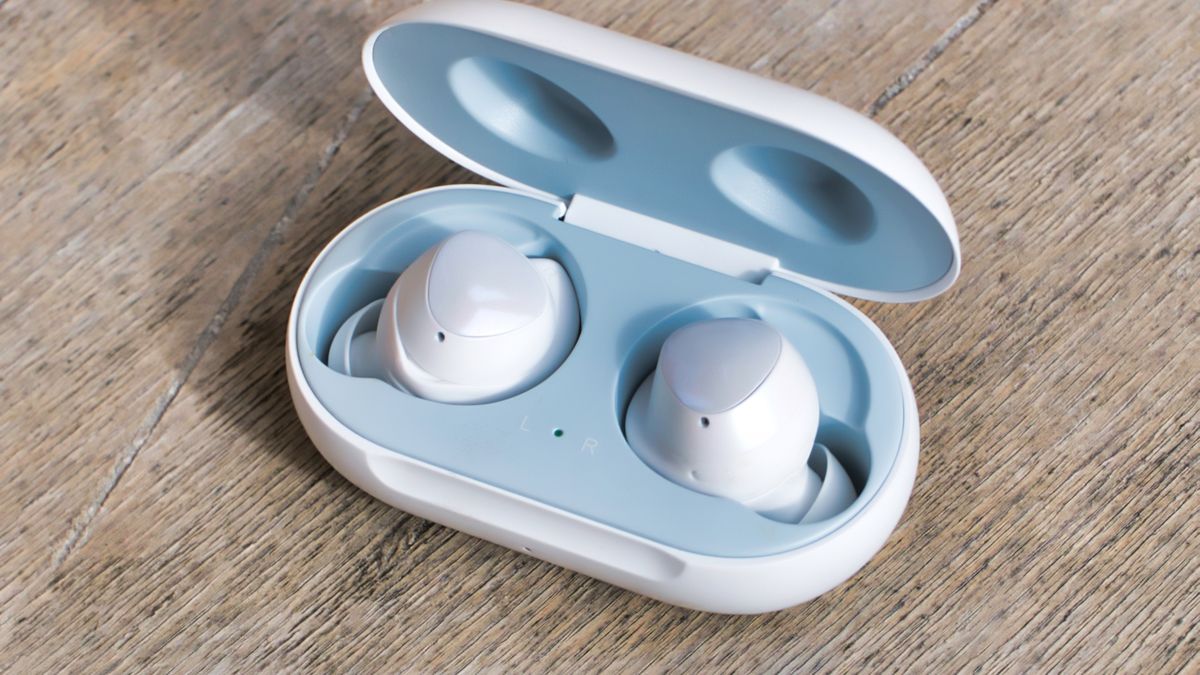 Sprawdziłem Samsung Galaxy Buds, czyli prawdziwie bezprzewodowe słuchawki Samsunga 1