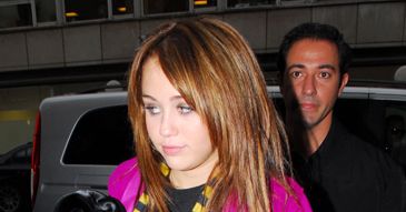 Miley trenuje kick-boxing!