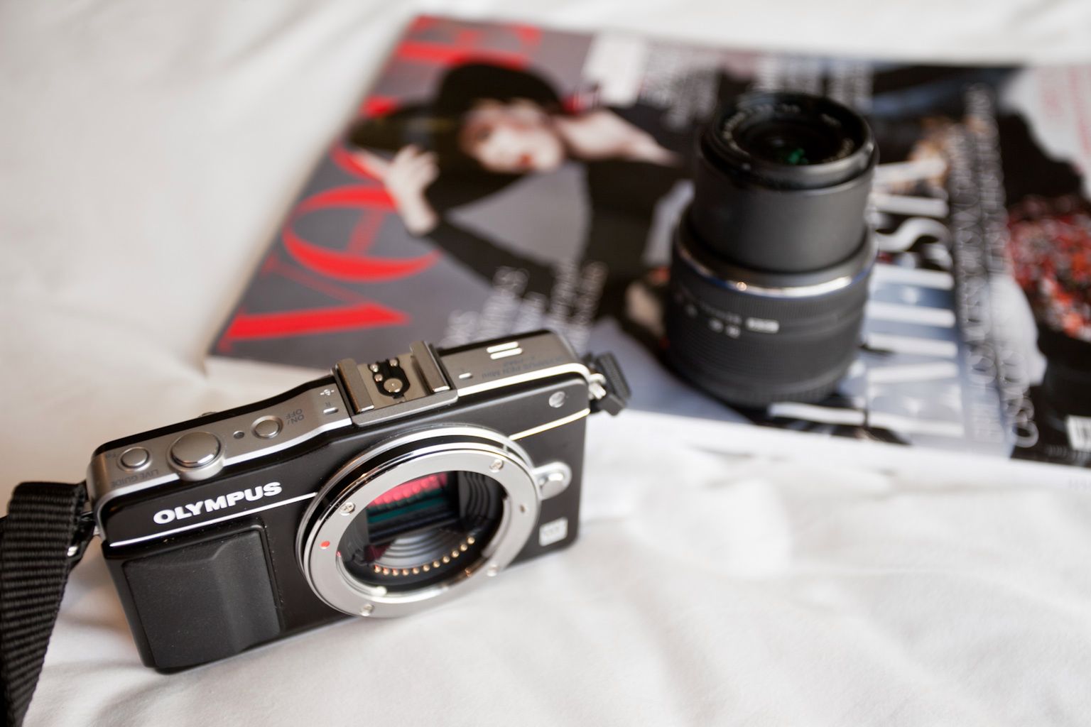 Olympus Pen Mini E-PM 2 - 260 gramów stylu i świetnej jakości [wideotest] 5
