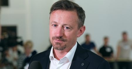 Adam Małysz od kilku lat pobiera EMERYTURĘ. Tyle co miesiąc wpływa na jego konto