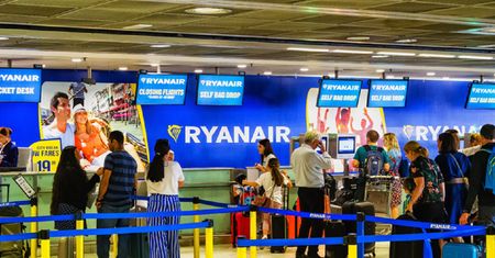Ryanair przegrywa w sądzie. Poszło o bagaż