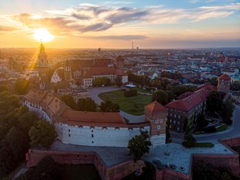 Pogoda w Krakowie. Prognoza na piątek 30 stycznia. Mróz i duże zachmurzenie, odczuwalnie do -11°C