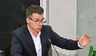 Były szef CBA doprowadzony przed komisję. Tłumaczył, dlaczego Pegasus nie miał akredytacji