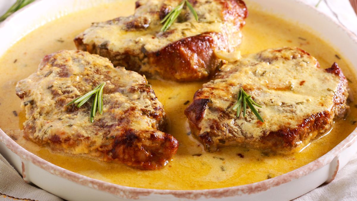 Na obiad przygotowuje schab po francusku