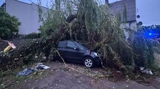 Silny front nad Polską. Zniszczenia na cmentarzu w Kłecku