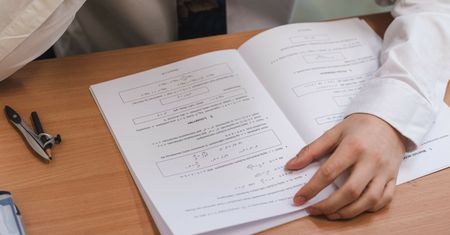 Sprawdziliśmy, czy ChatGPT napisałby maturę z matematyki. Pojawiło się sporo problemów