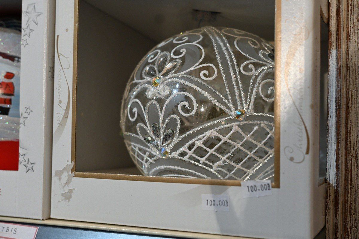 Jakie są ceny bombek w fabryce w Złotoryi