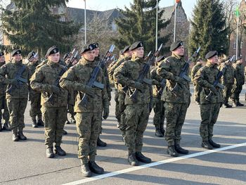Wrocław: Miasto szuka chętnych do roznoszenia wezwań do wojska