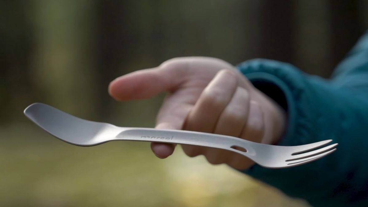Nowoczesny łyżkowidelec z lotniczego aluminium idealny na biwak. Poznaj Morsel Metal Spork 1