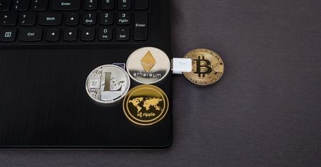 Ukraina przyjmuje darowizny w kryptowalutach. Część zgromadzonych środków wydano w Polsce