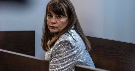 Justyna Wydrzyńska w Parlamencie Europejskim. Przyszła z cewnikiem
