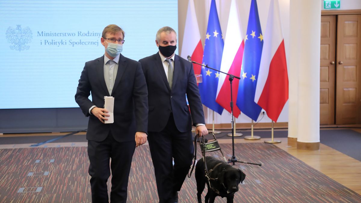 Świadczenie pielęgnacyjne już bez zakazu pracy