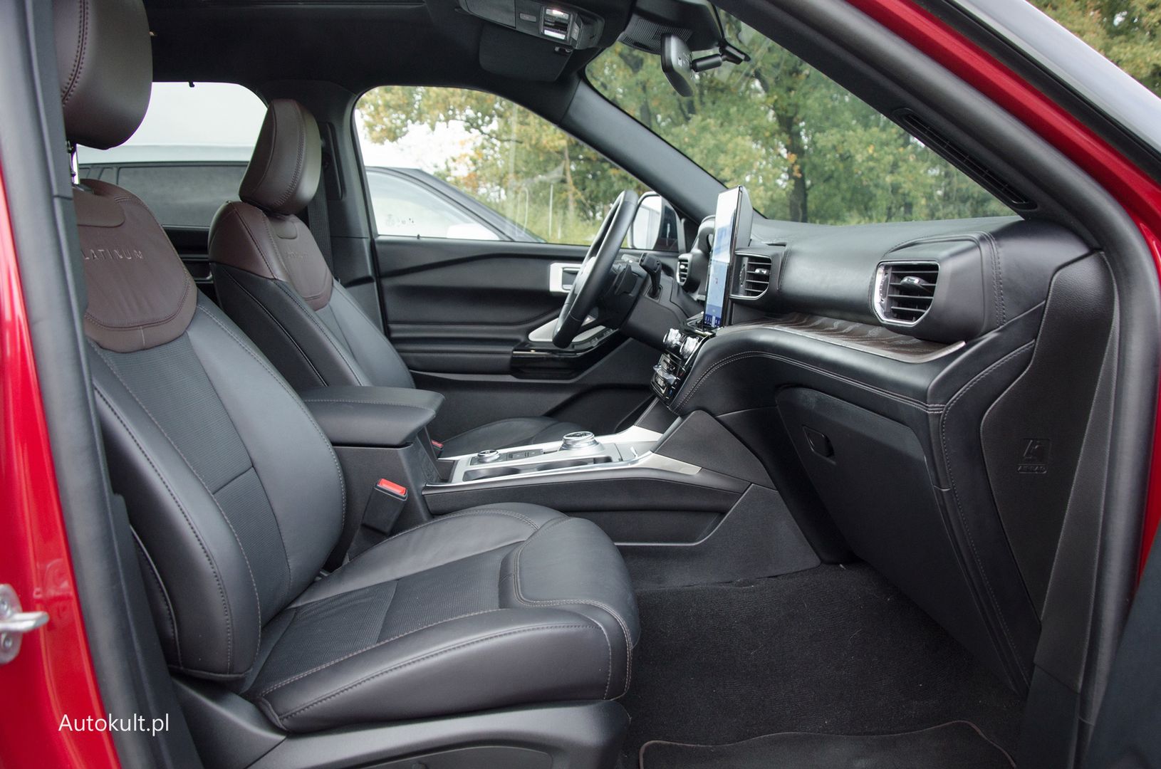 Ford Explorer vs. Toyota Highlander