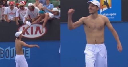 Szczęśliwy Janowicz ZRYWA KOSZULKĘ!