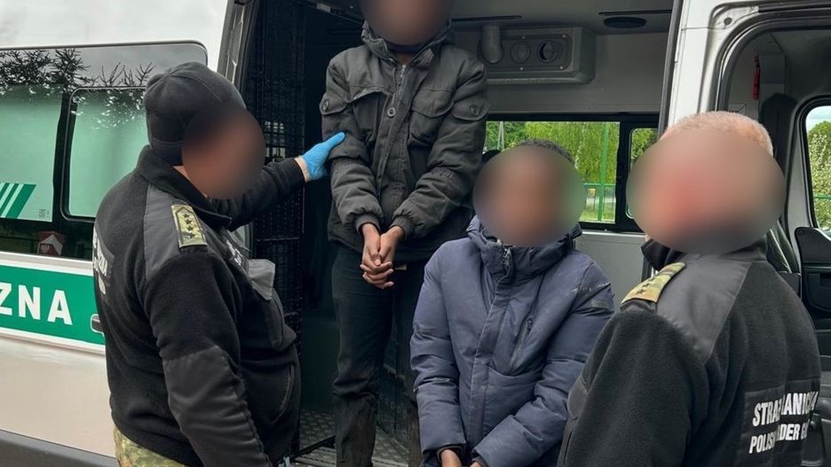 Migranci zatrzymani  pod Suwałkami.