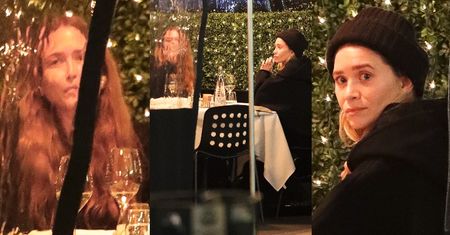 Pochmurne Mary-Kate i Ashley Olsen sączą wino w restauracji. Są jeszcze do siebie podobne? (ZDJĘCIA)