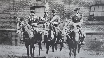 Gdzie słychać było szczęk stali i rżenie koni. Historia 15. Pułku Ułanów Poznańskich w sercu miasta