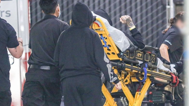 Kourtney Kardashian eskortuje Travisa Barkera do szpitala