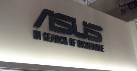 Asus zaprezentuje na MWC 2018 smartfony z serii Zenfone 5