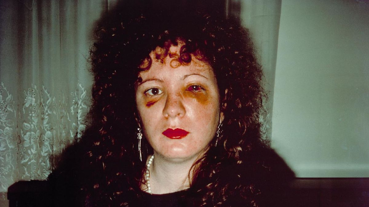 Autoportret ofiary przemocy domowej: Historia zdjęcia Nan Goldin 1