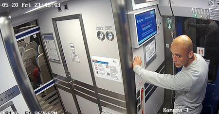 Pasażer zasnął w pociągu. Potem wszystko potoczyło się już błyskawicznie