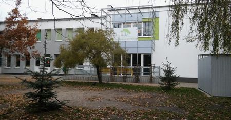 Rodzice narzekają na prywatną szkołę. "Dziecko skarży się, że jest zimno"