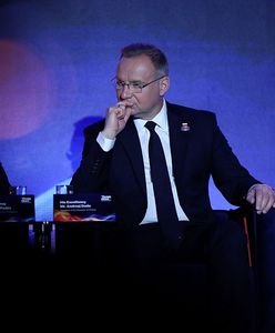 Duda zapytany, czego żałuje najbardziej. Po tym pytaniu zawiesił głos