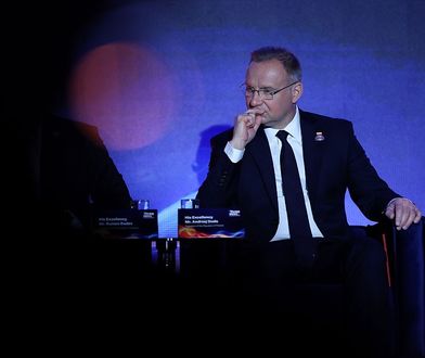 Duda zapytany, czego żałuje najbardziej. Po tym pytaniu zawiesił głos