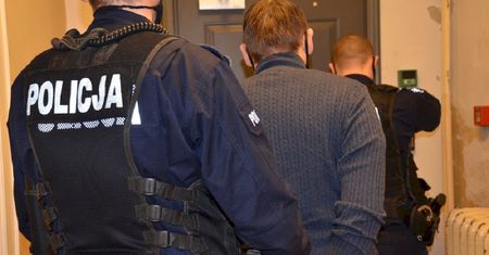 Policja zrobiła zasadzkę. Obrzydliwy czyn 32-latka w Gdańsku