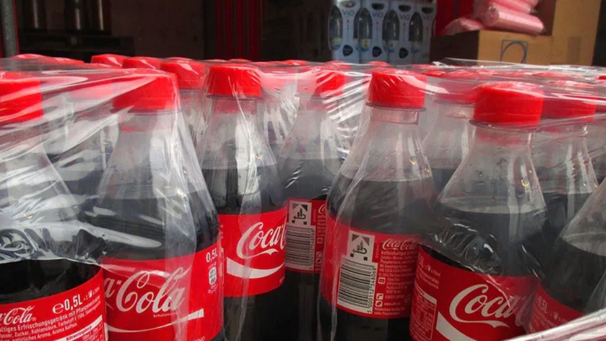 Rząd zapowiada wprowadzenie kaucji za plastikowe butelki. 