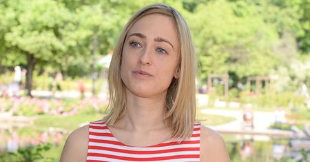 Matylda Damięcka o noszeniu maseczek. Stworzyła wymowną grafikę