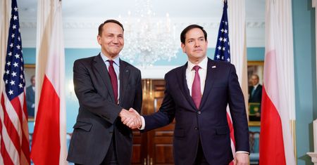 "Agresja, chciwość i nihilizm" Rosji. Sikorski wyraża wsparcie po spotkaniu Trump-Zełenski