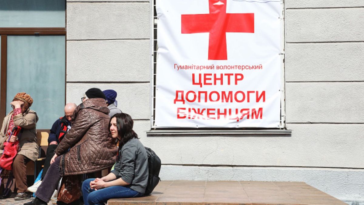 Konwój Międzynarodowego Ruchu Czerwonego Krzyża był zmuszony do wycofania się spod oblężonego ukraińskiego miasta (zdjęcie ilustracyjne)