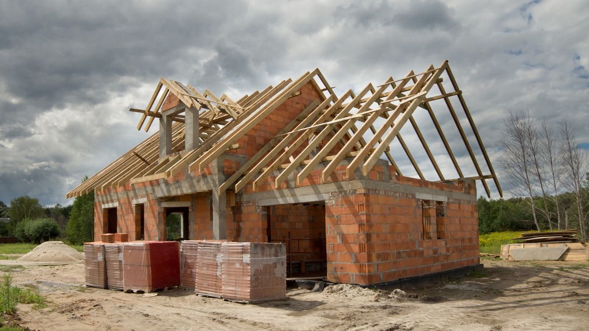 Firma budowlana zostawiła klientów na lodzie