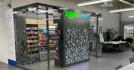 Powstała tajna Żabka Nano. Polacy mogą podziękować Elonowi Muskowi