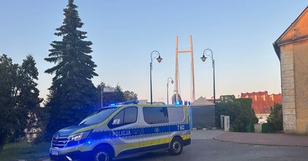 Nie chciała budzić córki. Policja musiała interweniowała