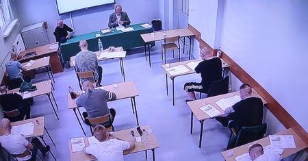 Matura 2024. Tak wygląda egzamin za kratami