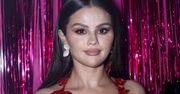 Selena Gomez w prześwitującej sukience. Odsłoniła niemal cały biust