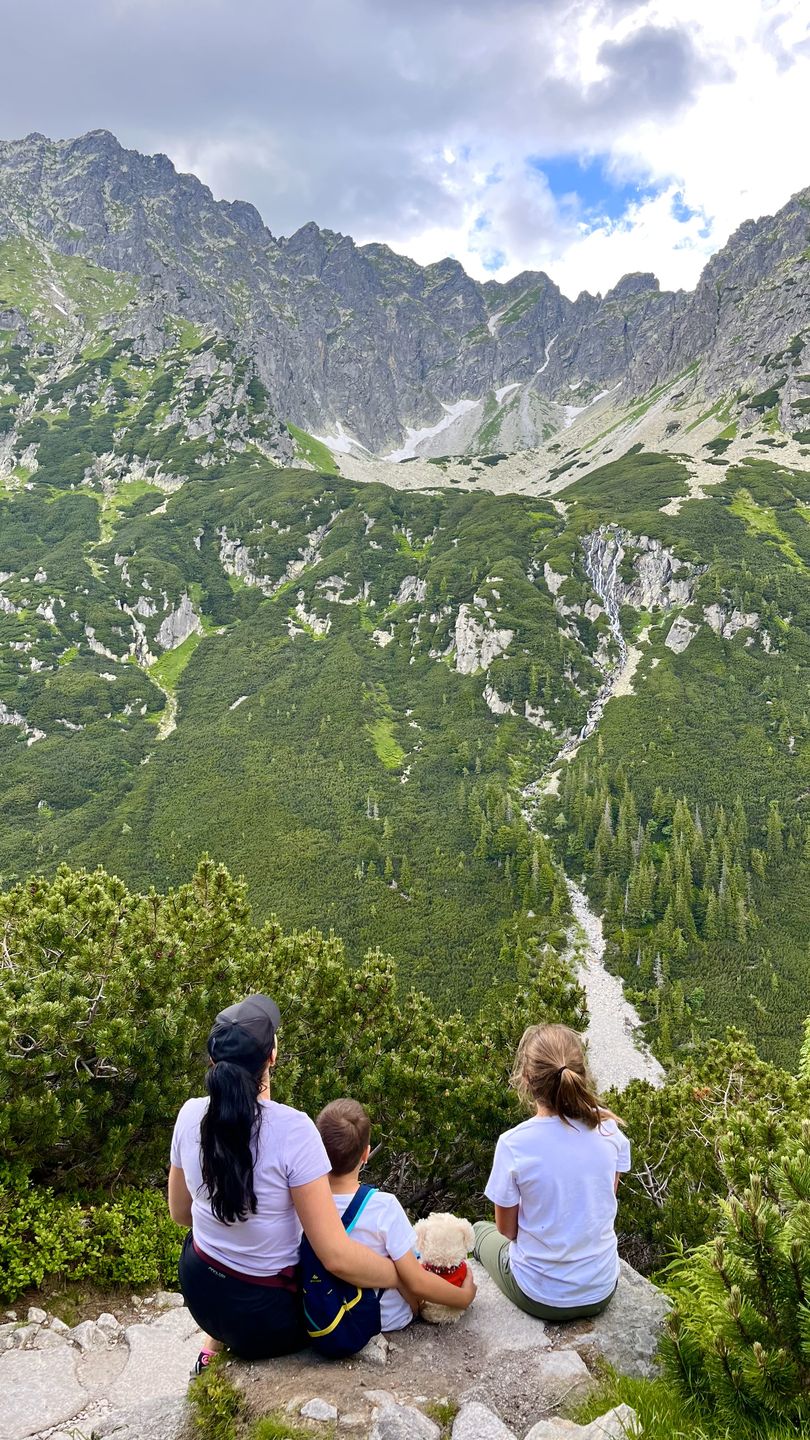 Magda bardzo chętnie zabiera dzieci w góry