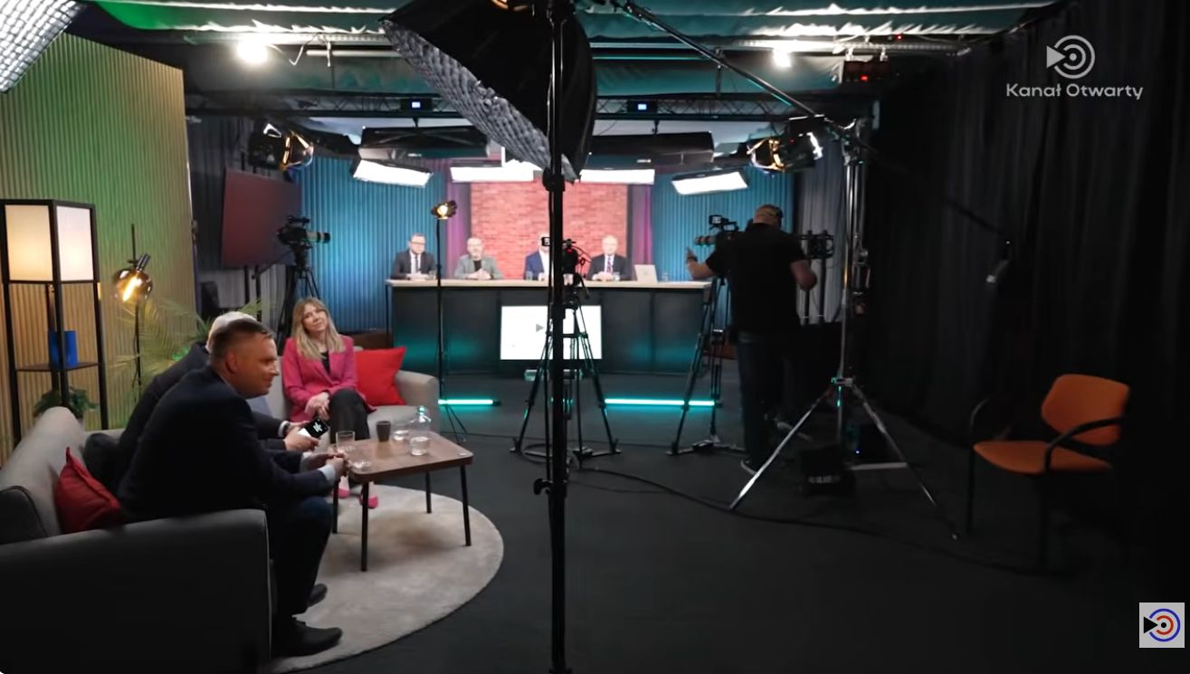 Boczne i główne studio